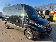 Iveco Daily - 35S18HV 3.0 352L H2 3.0 180 pk Automaat Trekhaak 3500 kg!