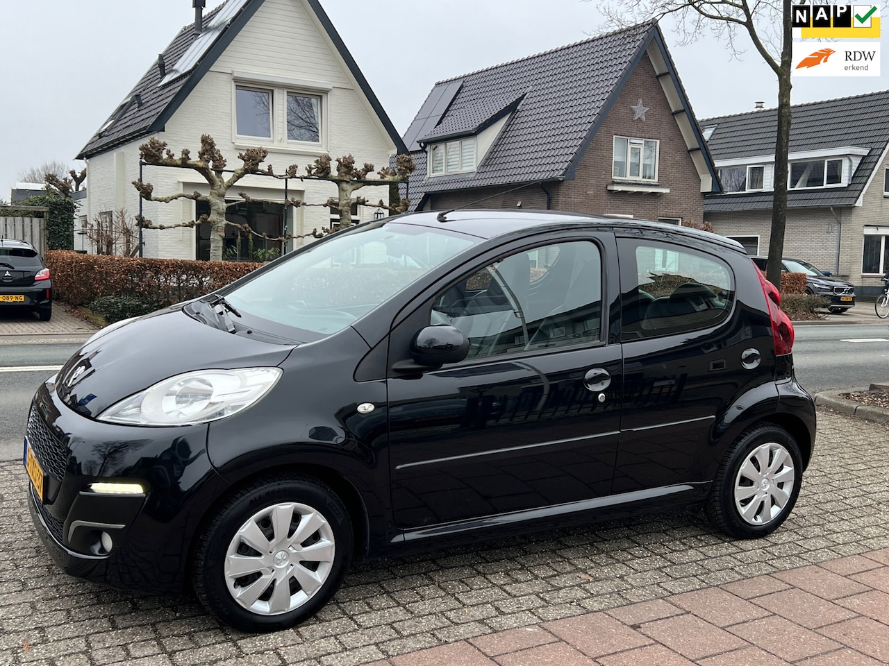 Peugeot 107 - 1.0 EXCLUSIVE NL-AUTO-NAP - AutoWereld.nl