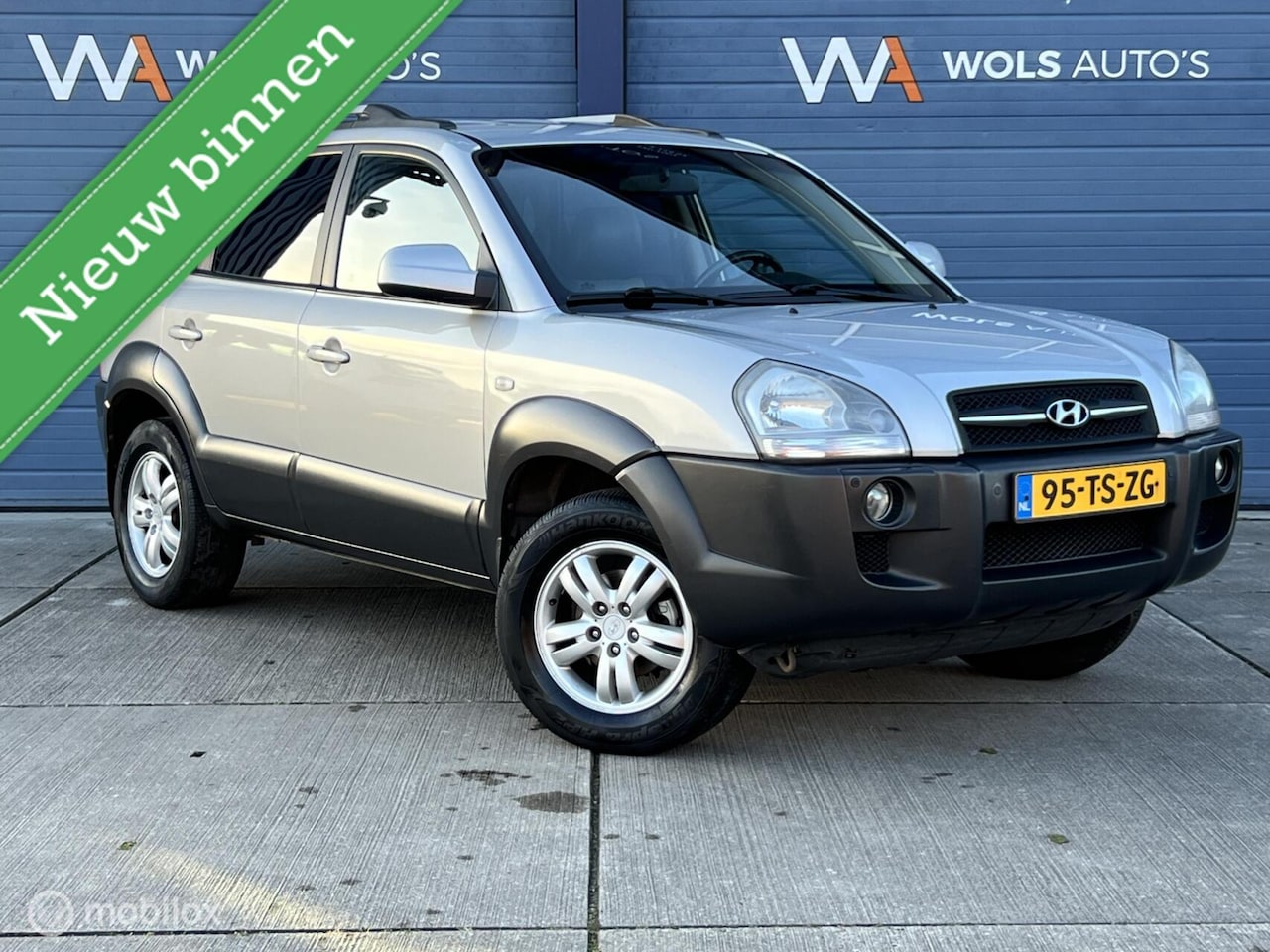Hyundai Tucson - 2.0i Style Premium / APK 03-2027 / TREKHAAK! - AutoWereld.nl