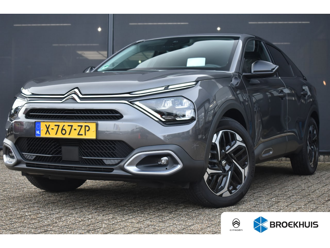 Citroën C4 - 1.2 Puretech Max 130pk | Leder | HeadUp-Display | Dodehoek-Detectie | Achteruitrijcamera | - AutoWereld.nl