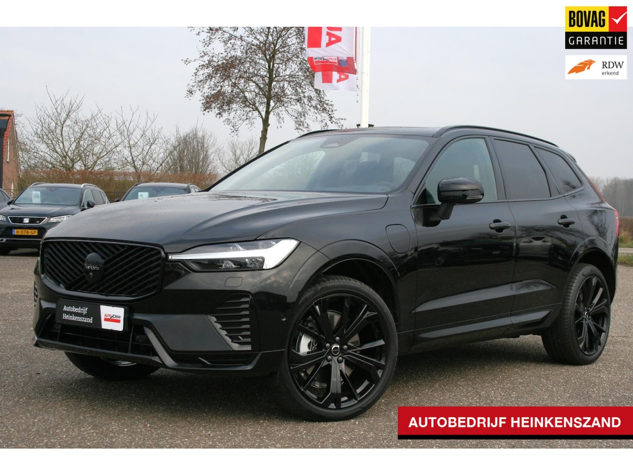 Volvo XC60 - 2.0 T6 Plug-in hybrid AWD Plus Black Edition / NIEUW / MODEL 2026 - AutoWereld.nl