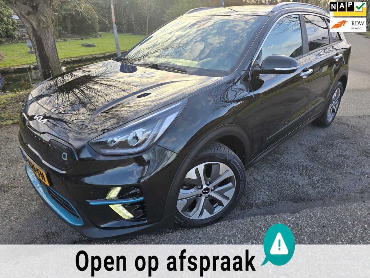 Kia e-Niro - DynamicPlusLine 64 kWh/Opendak/Navi/Camera/SOH 100% - AutoWereld.nl
