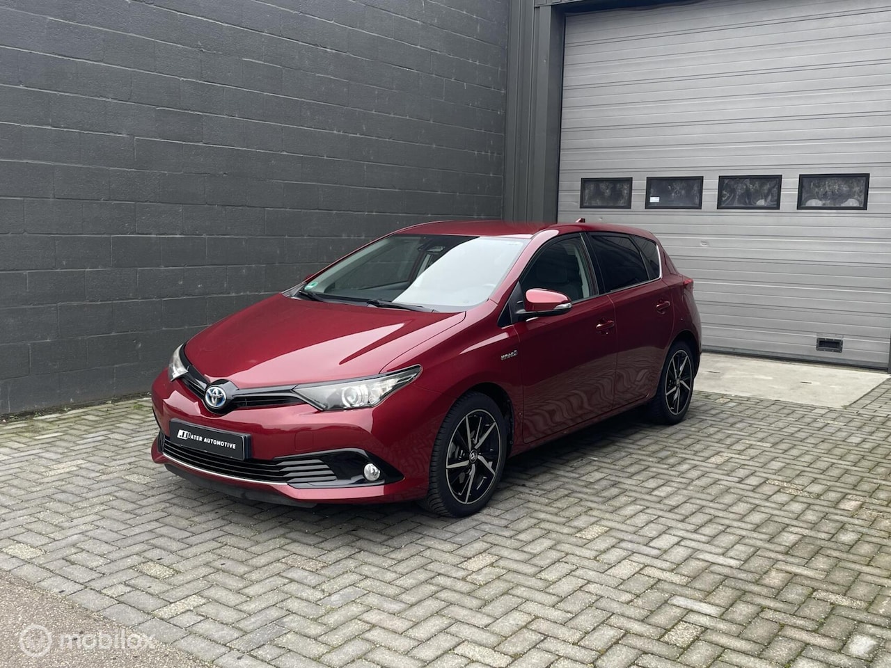 Toyota Auris - 1.8 Hybrid Dynamic | Navi | All-season | Camera | - AutoWereld.nl