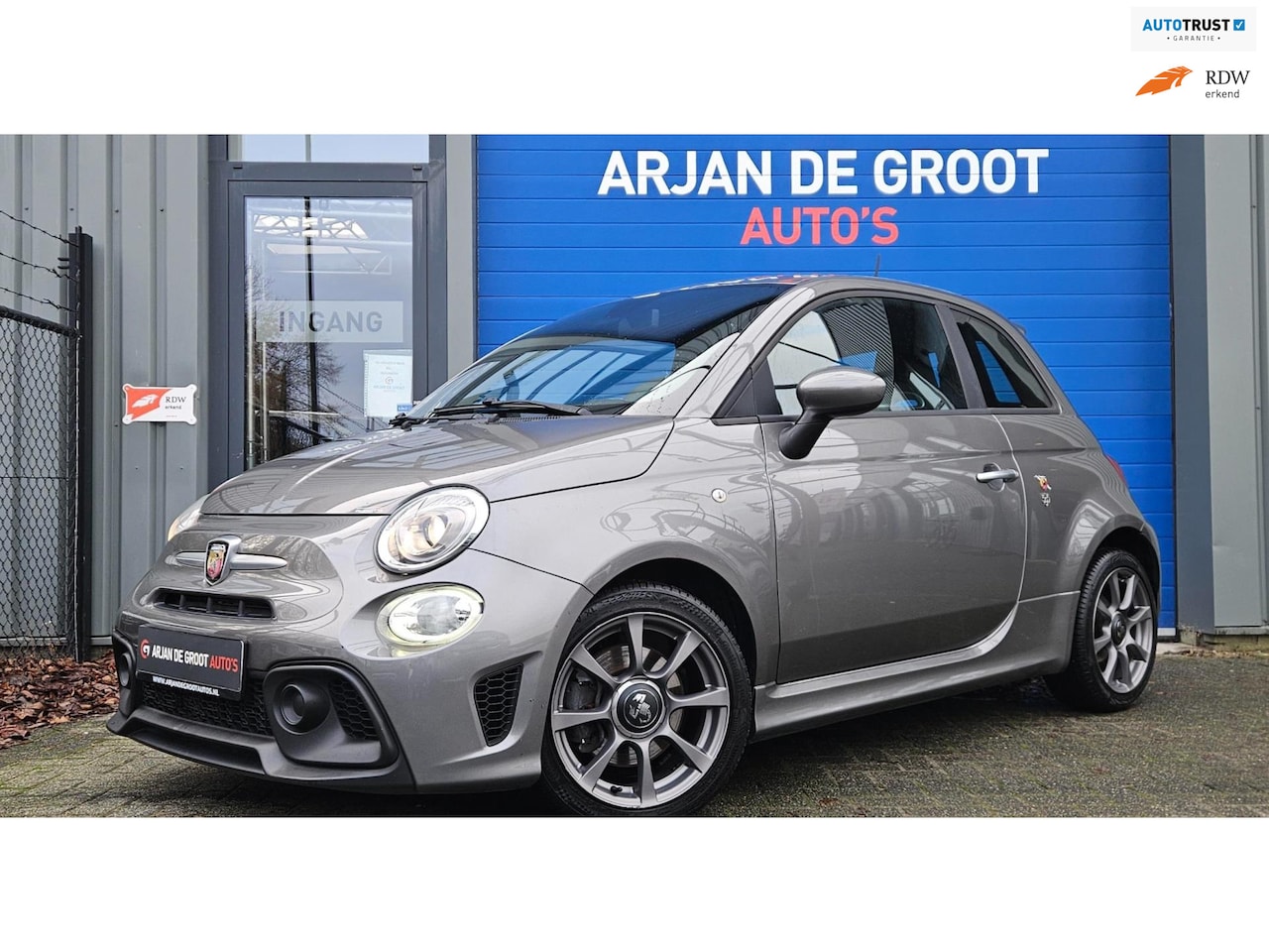 Abarth 500 - 595 1.4 T-jet 135 Airco Navi PDC Bleutooth 1ste eigenaar - AutoWereld.nl