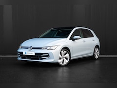 Volkswagen Golf - 1.5 eHybrid Life Edition HUD | Panorama Dak | stoel/Stuurverwarming | 360 Camera |