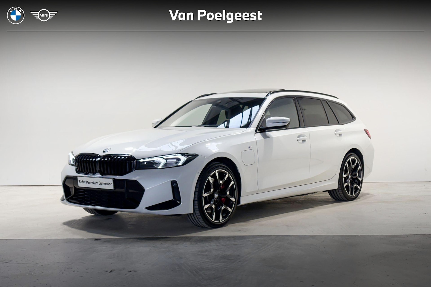 BMW 3-serie Touring - 330e Innovation Pack M Sportpakket Pro Aut. - AutoWereld.nl