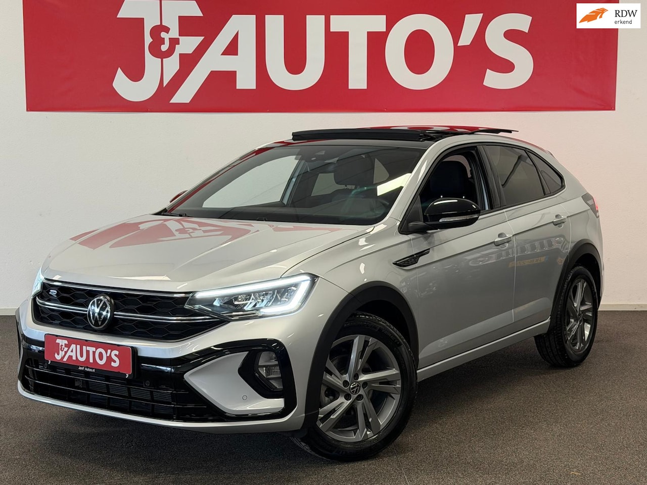 Volkswagen Taigo - 1.0 TSI R-Line CAP-PLAY, CRUISE, PANORAMA - AutoWereld.nl