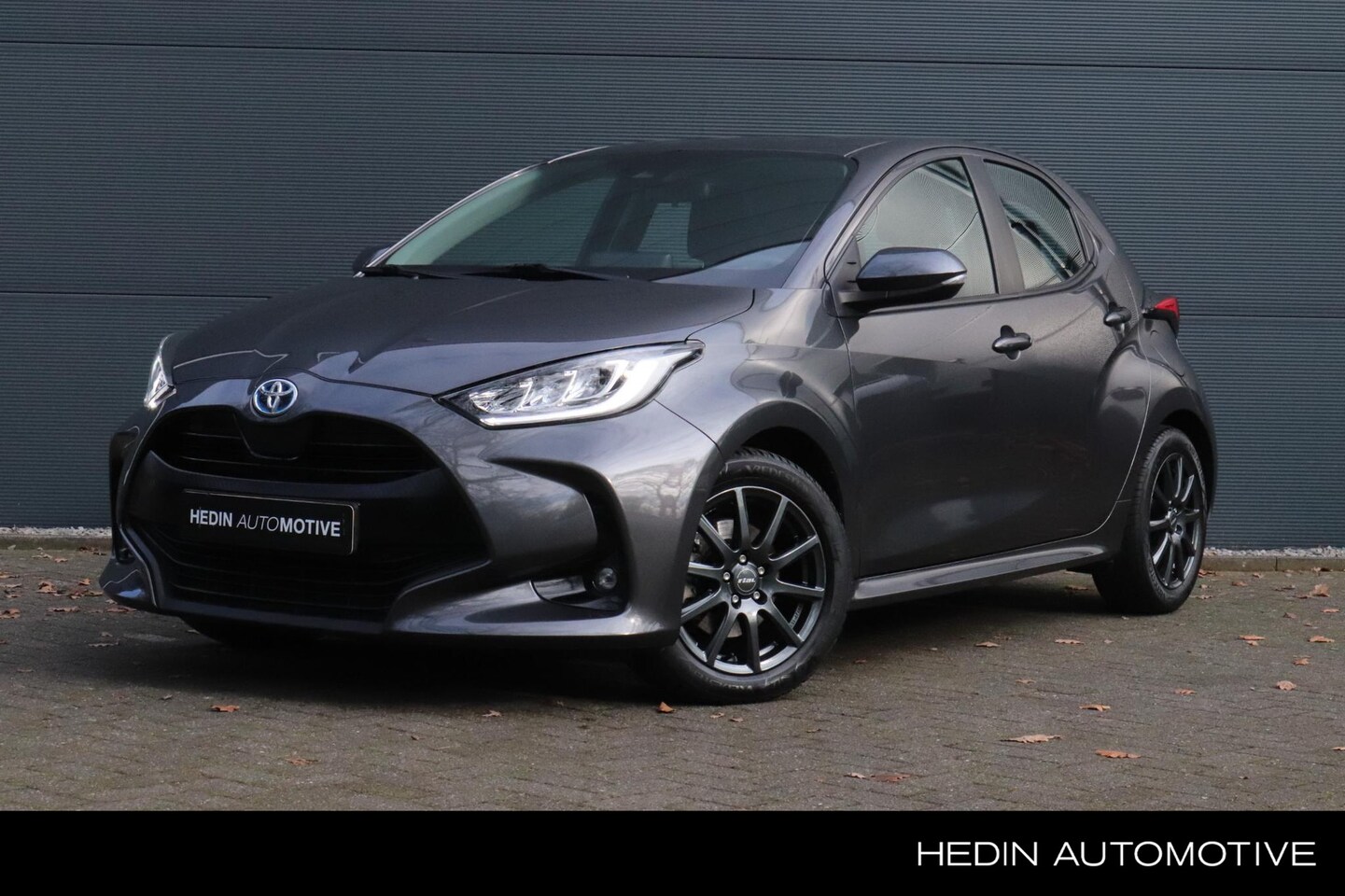 Toyota Yaris - 1.5 Hybrid Dynamic | Apple Carplay/Android Auto | Achteruitrijcamera | Adaptieve Cruise Co - AutoWereld.nl