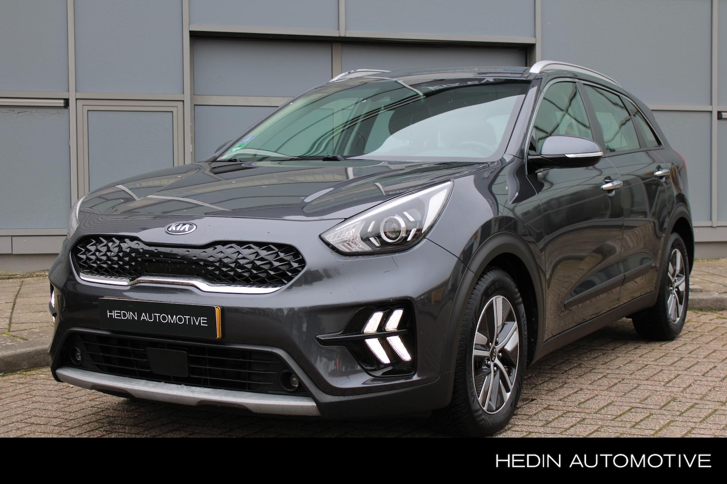 Kia Niro - 1.6 GDi Hybrid DynamicLine l Trekhaak l Camera l Navigatie l Half-leer l cruise-controle - AutoWereld.nl