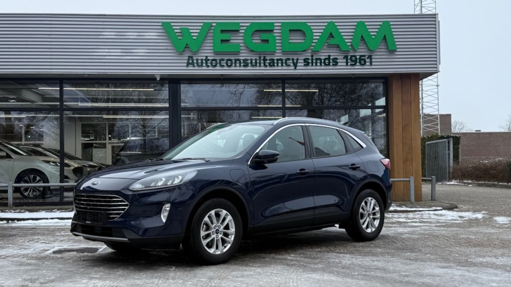 Ford Kuga - 2.5 PHEV TITANIUM / Winter pack* - AutoWereld.nl