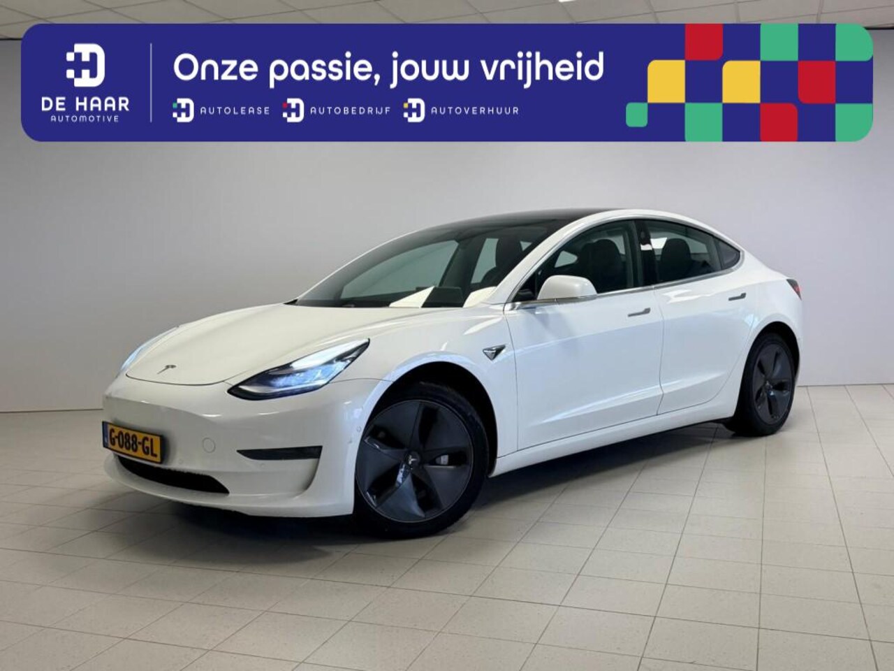 Tesla Model 3 - Long Range RWD Long Range AWD 75 kWh - Origineel NL Auto - Leder - Pano - AutoWereld.nl