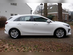 Kia Cee'd - Ceed 1.0 T-GDi 120pk Dynamic-CAMERA-CARPLAY-BOVAG