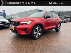 Volvo XC40 - 1.5 T5 Ultimate Dark | Adaptieve Cruise Control | Trekhaak | Schuif -/ Kanteldak | Stoel +