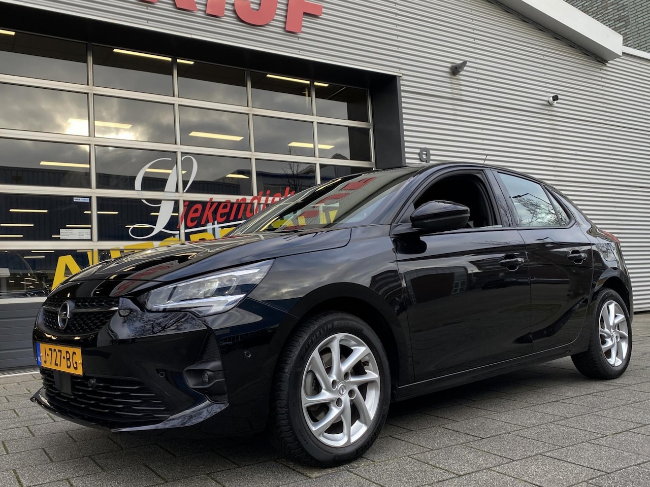 Opel Corsa - 1.2 GS Line - Apple CarPlay I Airco I PDC/Achteruitrij camera I Sport interieur & Velgen I - AutoWereld.nl