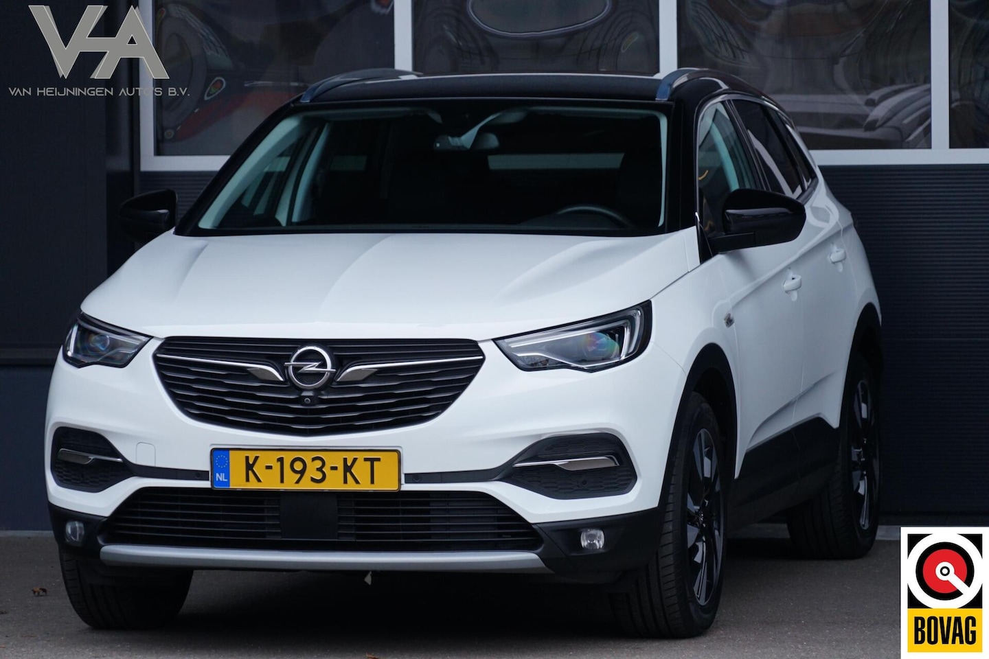 Opel Grandland X - 1.2 Turbo Business Elegance 1.2 Turbo Business Elegance, aut. leder, trekh. - AutoWereld.nl