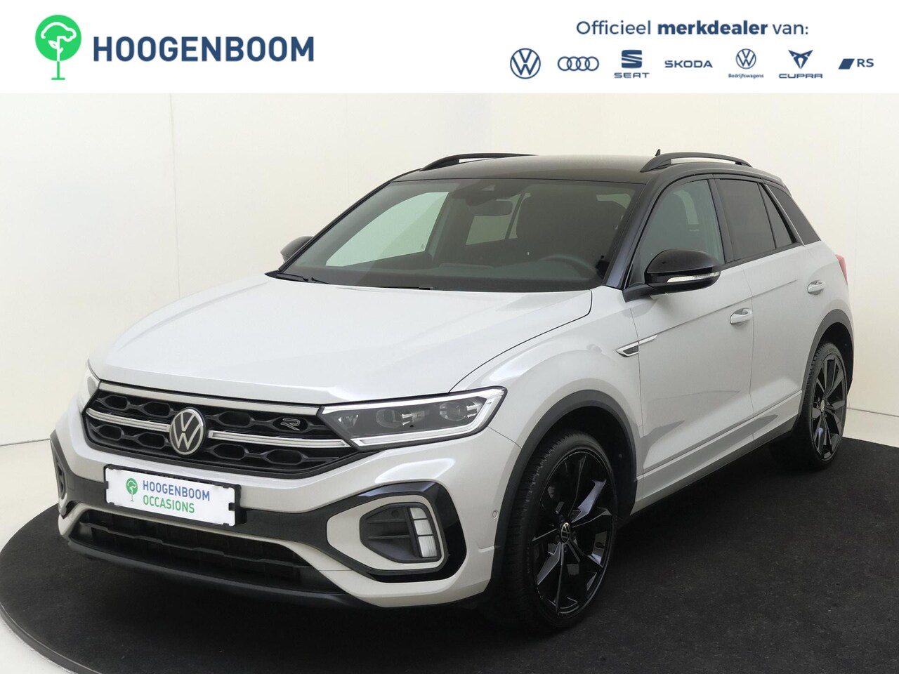 Volkswagen T-Roc - 1.5 TSI R-Line | Black style | Achteruitrijcamera | Adaptieve cruise control | Dodehoek de - AutoWereld.nl