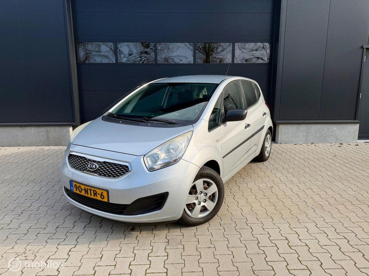 Kia Venga - 1.4 CVVT X-tra Airco Trekhaak NAP Weinig KM! - AutoWereld.nl