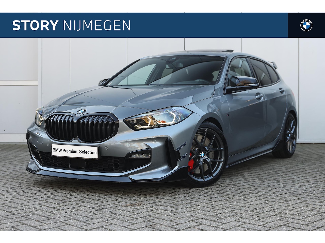 BMW 1-serie - 118i High Executive M Sport Automaat / Panoramadak / M Sportstoelen / Achteruitrijcamera / - AutoWereld.nl