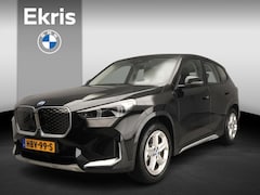 BMW iX1 - xDrive30 | LED | Leder | HUD | Active cruise | Sportstoelen | Elektr. zetels | DAB | Harma