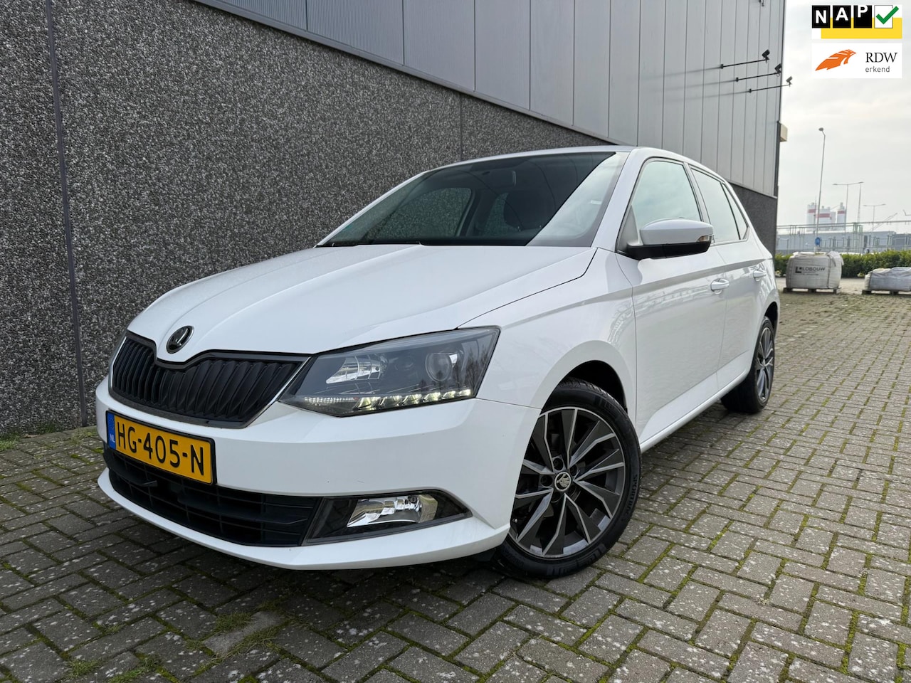 Skoda Fabia - 1.0 Edition/Carplay/Navi/Cruise/PDC/Nieuwe beurt! - AutoWereld.nl