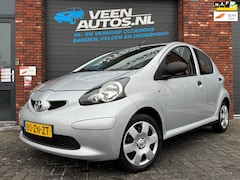 Toyota Aygo - 1.0-12V Nieuwe APK 5 Deurs Zuinig NAP
