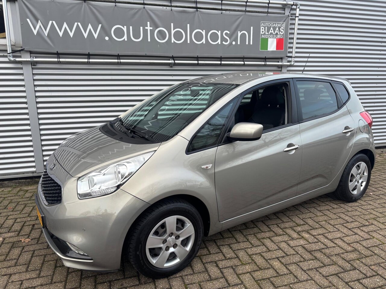 Kia Venga - 1.4 CVVT EconomyLine 1.4 CVVT EconomyLine - AutoWereld.nl