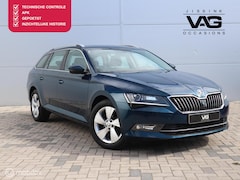 Skoda Superb Combi - 1.4TSi Style Automaat Navi Clima 17" Parkeersensoren