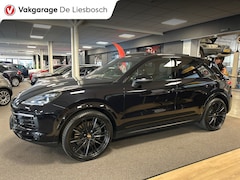 Porsche Cayenne - 2.9 S / 444 pk / Pano / stoelen 14 voudig / Leder / Navigatie / Bose / camera / 22 inch