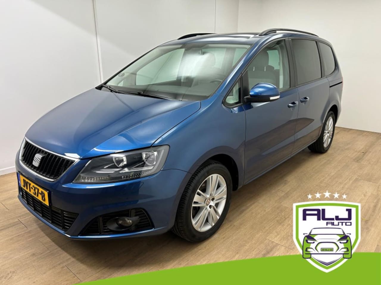 SEAT Alhambra - Occasion 1.4 TSI Style 7p | Blauw | Tweedehands Seat Alhambra | Cruisecontrol | Aux audio - AutoWereld.nl