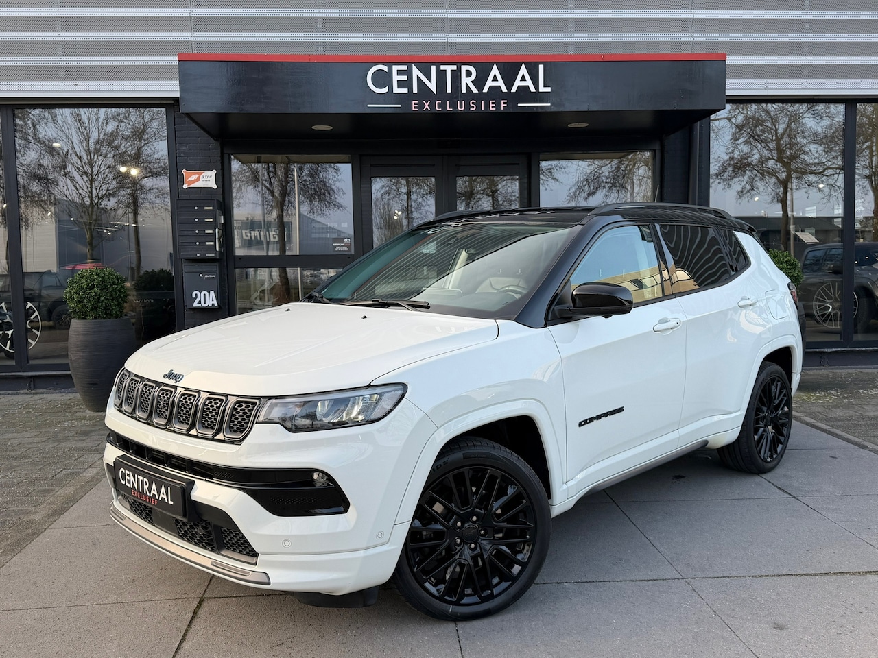 Jeep Compass - 4xe 240 Plug-in Hybrid Limited 240PK|Alpine|Leder|ACC|Carplay - AutoWereld.nl