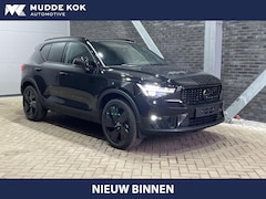 Volvo XC40 - B3 Ultra Black Edition | Panoramadak | ACC | Trekhaak | 360° Camera | Stoel+Stuurverwarmin