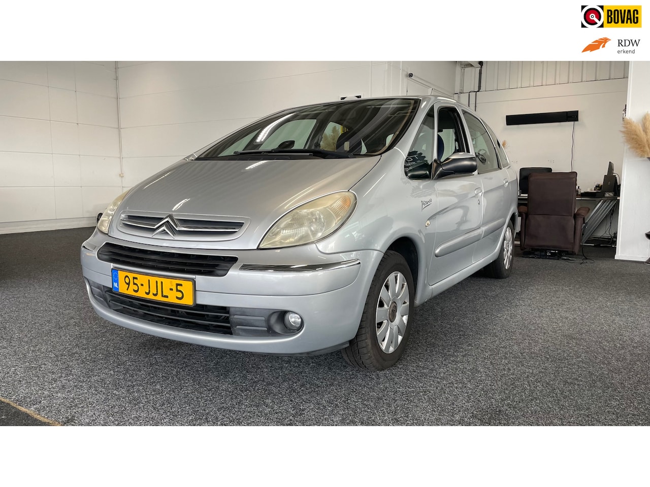 Citroën Xsara Picasso - 2.0i-16V Image 2.0i-16V Image, Cruise control, Airco, Trekhaak - AutoWereld.nl