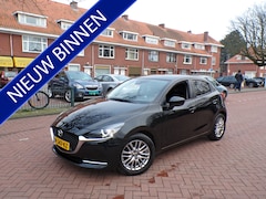 Mazda 2 - 2 1.5 Skyactiv-G Luxury CAMERA TEL CRUISECON STUUR/STOEL VERWAR