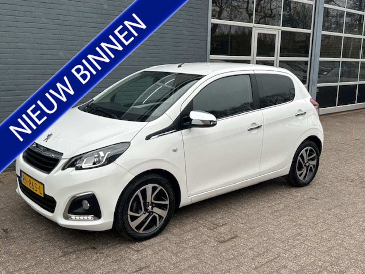 Peugeot 108 - 1.0 e-VTi Allure / Cruisecontrole ! / Keyless / Climatecontrole - AutoWereld.nl