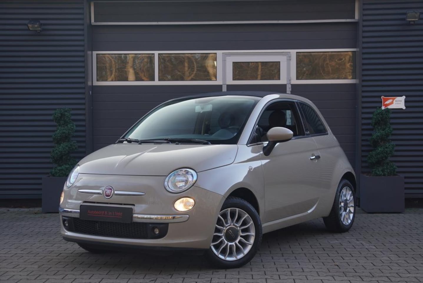 Fiat 500 C - 1.2 Lounge LEDER AIRCO LM VELGEN CAPPUCCINO - AutoWereld.nl