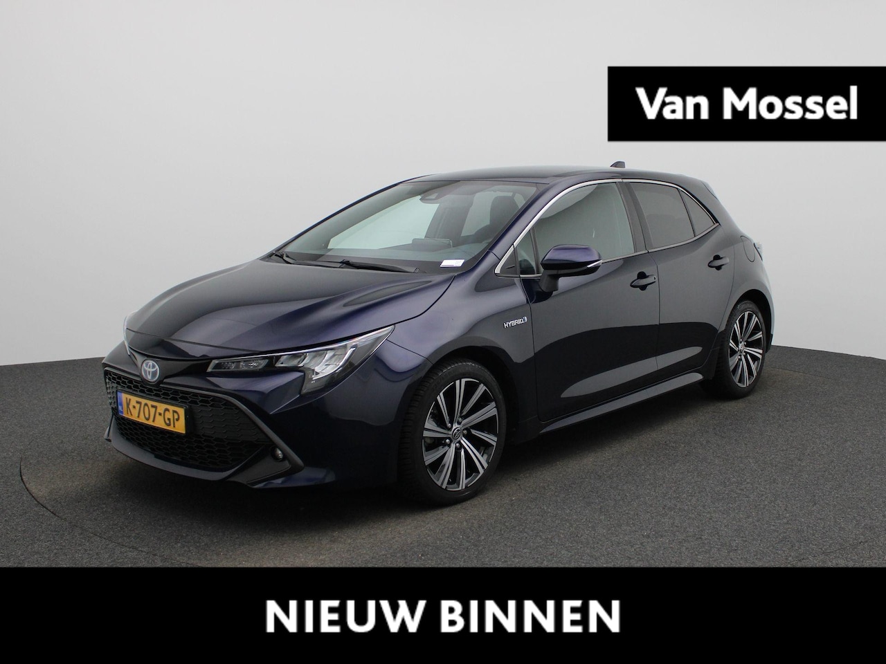 Toyota Corolla - 1.8 Hybrid Dynamic | Automaat | Stoelverwarming | Lichtmetalen Velgen | - AutoWereld.nl