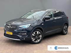 Opel Grandland X - 1.2 Turbo Business Executive Elek Achterklep | 17" Lichtmetaal | Trekhaak | LED | Carplay