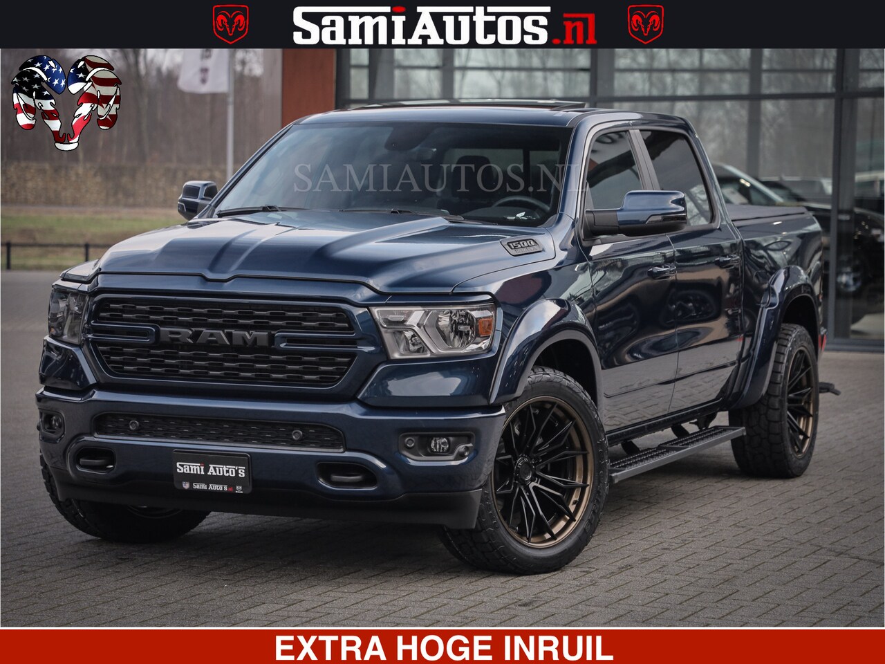Dodge Ram Pick Up - SPORT | 5.7 V8 4x4 HEMI | PANORAMA DAK | GROOTSCHEM 12 INCH | LPG | Patriot Blue CREW CAB - AutoWereld.nl