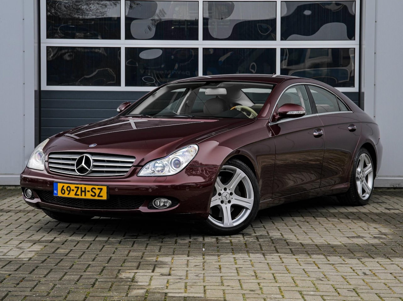 Mercedes-Benz CLS-klasse - 350 CGI Prestige | Leder | Xenon | Navi | Camera | stoelverwarming | NL auto - AutoWereld.nl