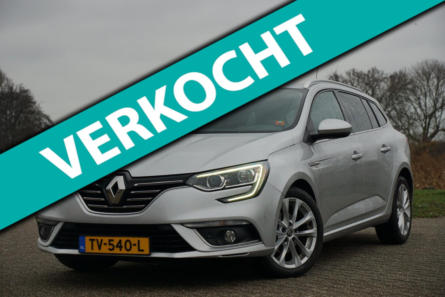 Renault Mégane Estate - 1.3 TCe Bose Automaat - Gris Platina - Carplay/Camera/Cruise - AutoWereld.nl