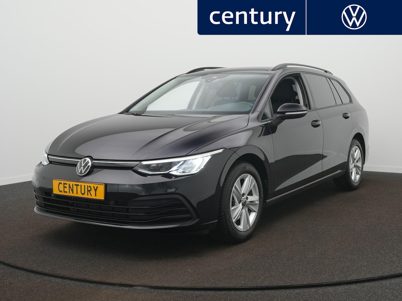 Volkswagen Golf Variant - 1.5 eTSI Life DSG / Elek. Trekhaak / Navi / Adap. Cruise - AutoWereld.nl
