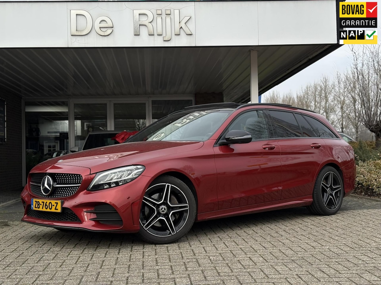 Mercedes-Benz C-klasse Estate - 180 Business Solution AMG Line/Nigh Pakk. | Pano, Leder/Alcan., Carplay/Android, Stoelverw - AutoWereld.nl