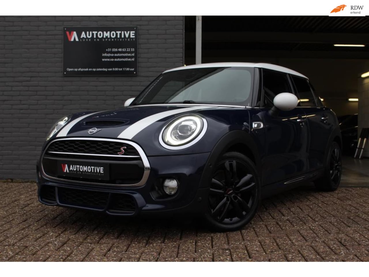 MINI John Cooper Works - Mini 2.0 S AUT JCW PANO ACC H/K CAM DDC ALARM - AutoWereld.nl