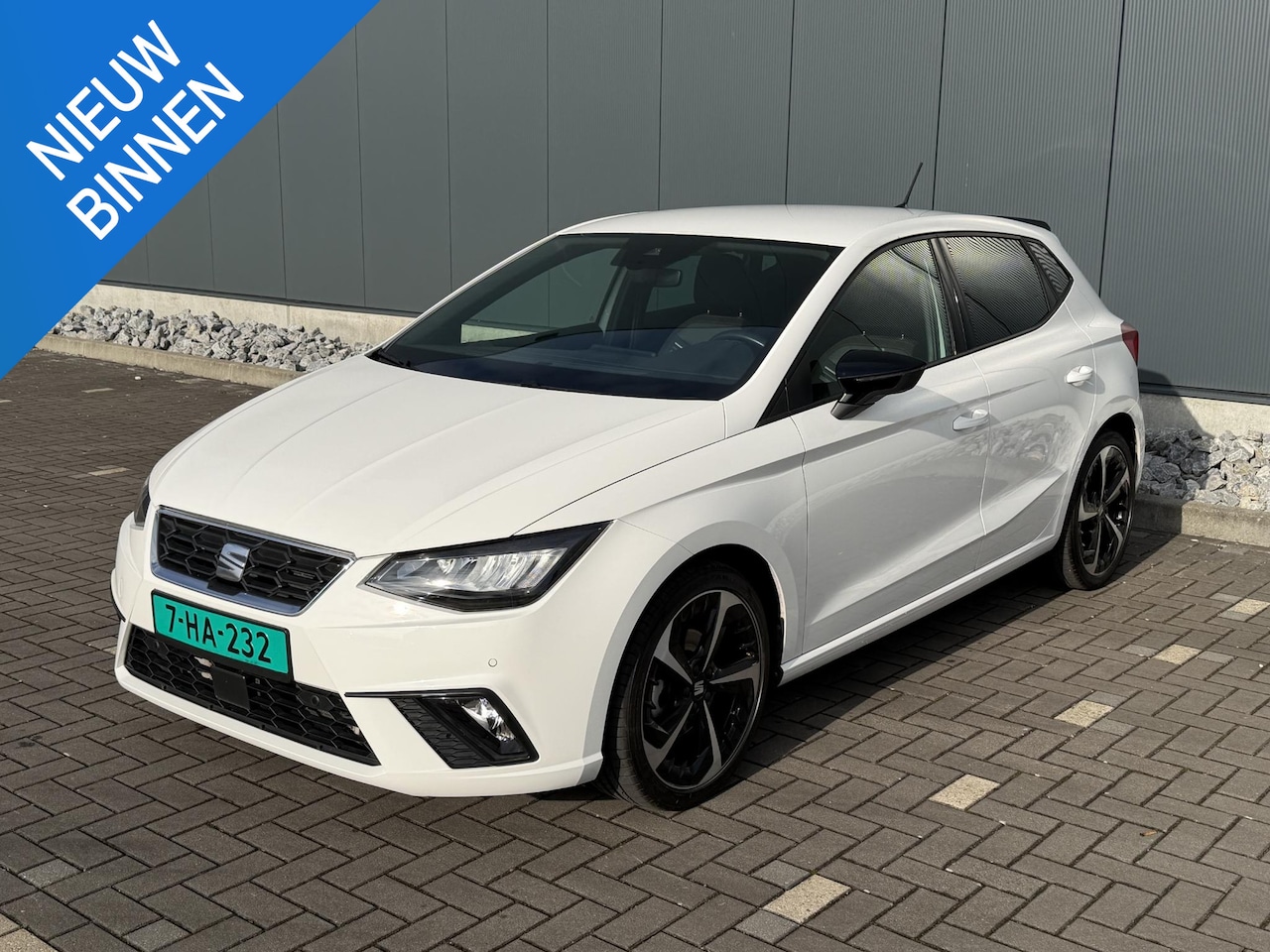 SEAT Ibiza - 1.0 EcoTSI FR Business Connect | Automaat | Camera | ACC | Carplay en meer! - AutoWereld.nl