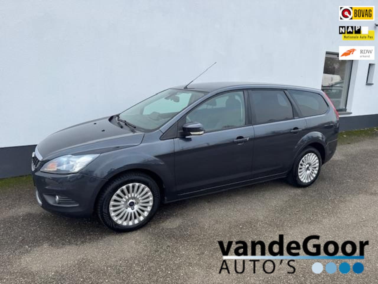 Ford Focus Wagon - 1.6 Titanium 1.6 Titanium, '09, climate en cruise-controle, keurige auto met een nieuwe apk ! - AutoWereld.nl