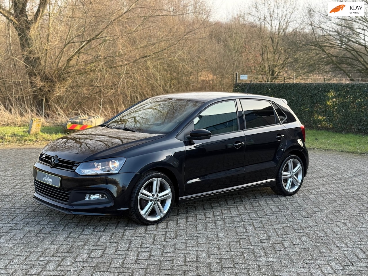 Volkswagen Polo - 1.2 TSI Highline R LINE I 6 BAK I VOLL ONDH I ZEER MOOI I CLIMA - AutoWereld.nl