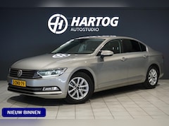 Volkswagen Passat - 1.6 TDI Comfortline AUT. + DEALER ONDERHOUDEN