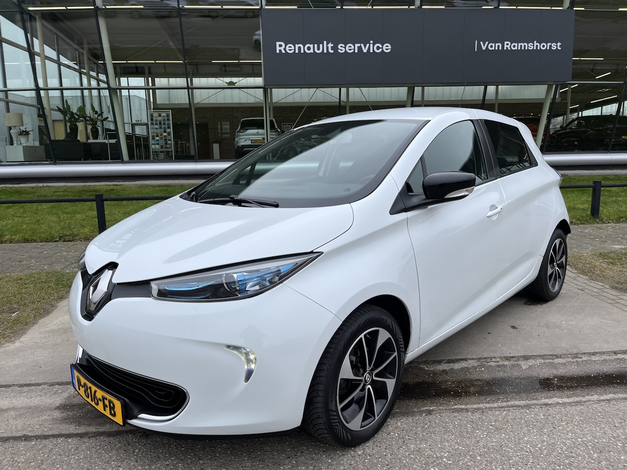 Renault Zoe - Q90 Intens Quickcharge 41 kWh (ex Accu-huuraccu) / Camera / Cruise / Climate / - AutoWereld.nl