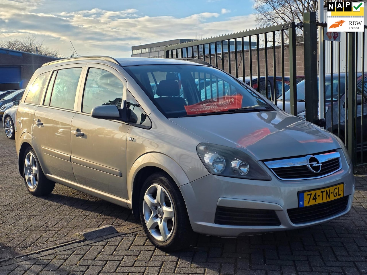 Opel Zafira - 1.8 Enjoy Automaat 7 personen airco cv op afs elektrische ramen - AutoWereld.nl