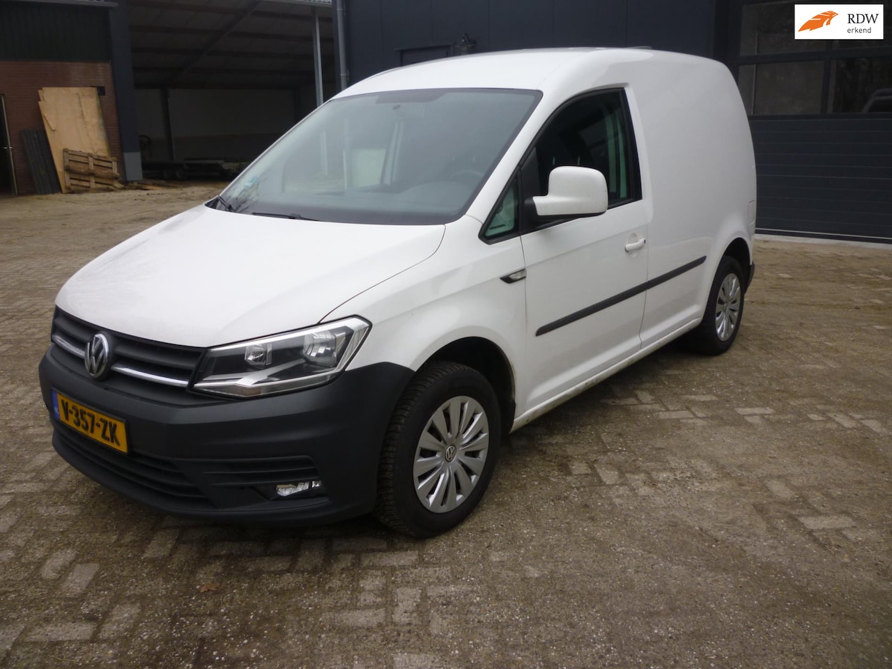 Volkswagen Caddy - 2.0 TDI L1H1 BMT Comfortline 2.0 TDI L1H1 BMT Comfortline - AutoWereld.nl